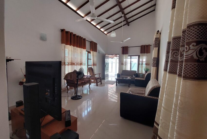 House-for-sale-in-battaramulla-10047-03