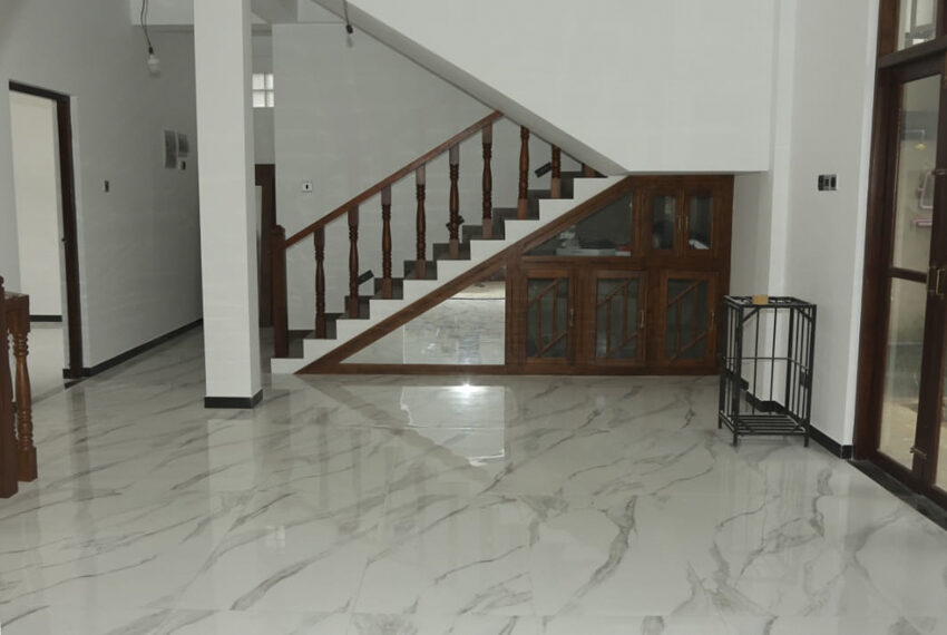 2-Storied-House-for-Sale-in-Ragama-10098-07