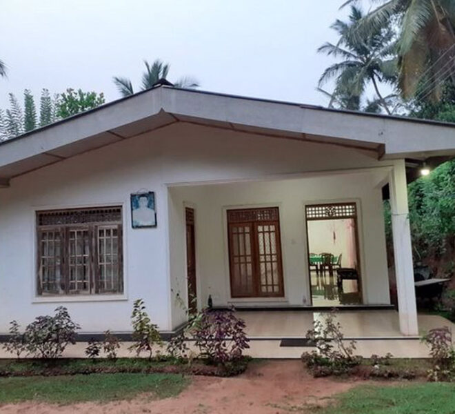 House-with-land-for-sale-in-matale-10237-04