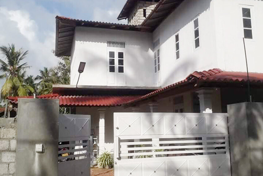 2-storied-House-For-sale-in-Negombo-10243-01