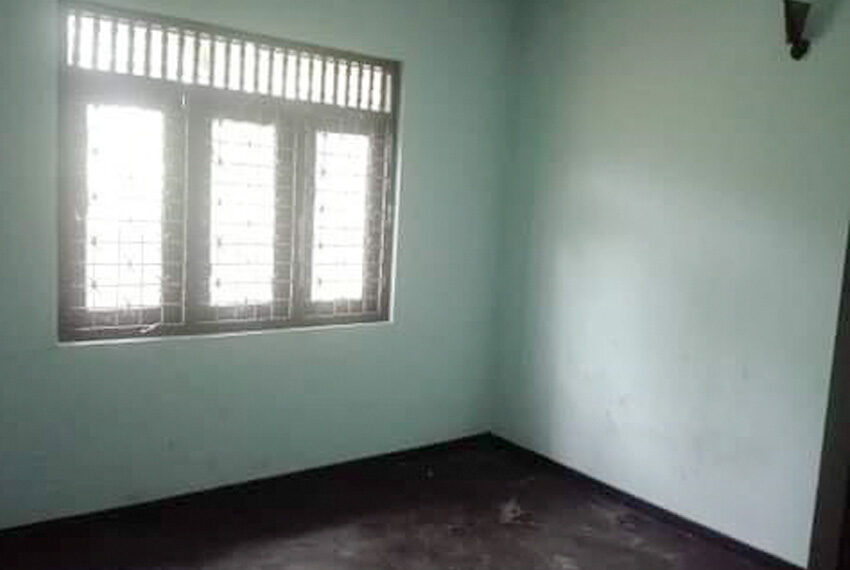 House-for-sale-in-Ahurugiriya-10274-04