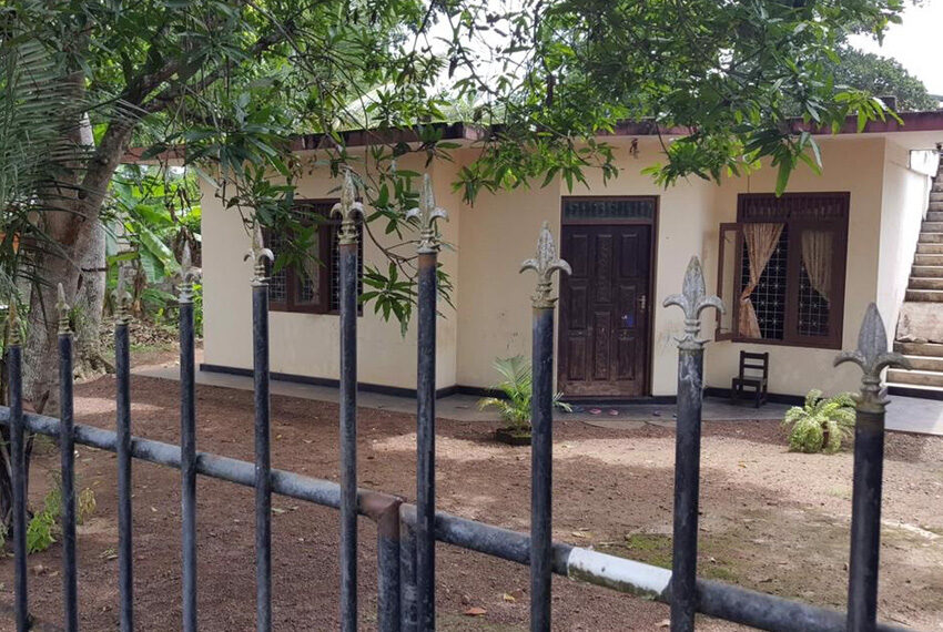 House-for-sale-in-Ahurugiriya-10274-056