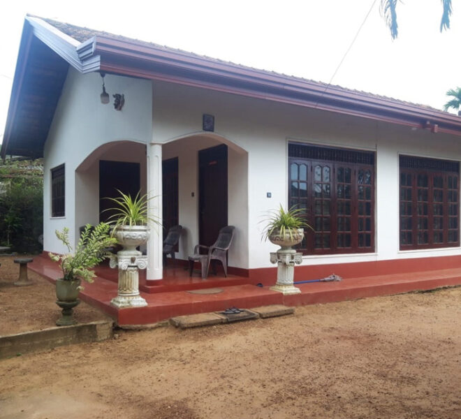 House-for-sale-in-Weliwerya-10281-08