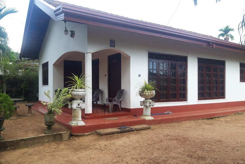 House-for-sale-in-Weliwerya-10281-08