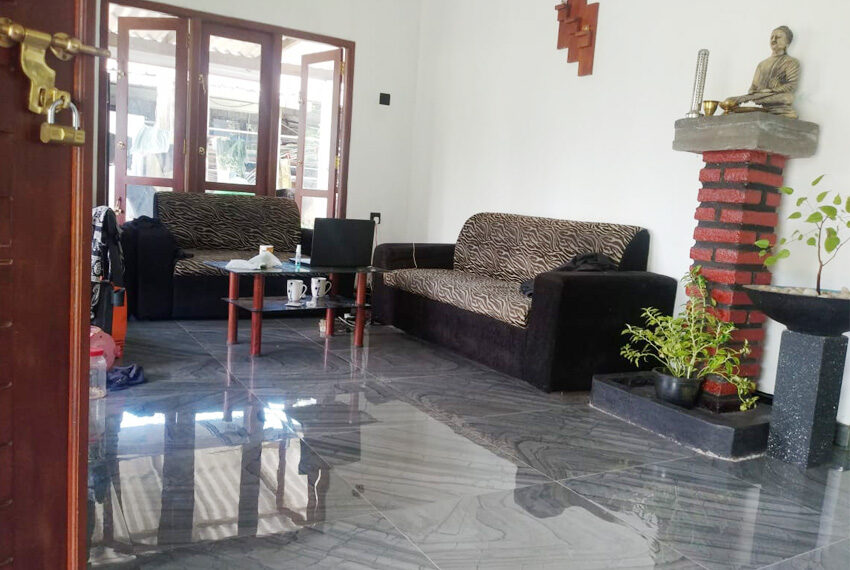 House-with-land-for-sale-in-Horana-10284-02