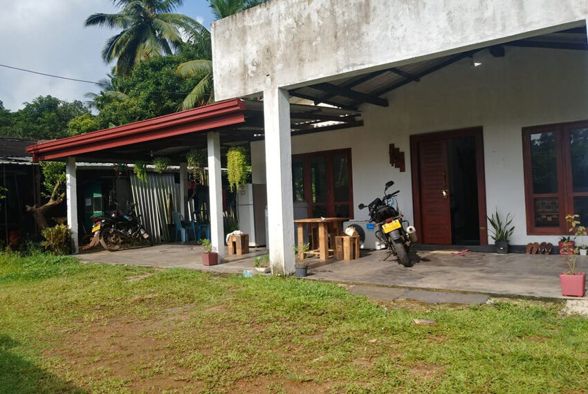 House-with-land-for-sale-in-Horana-10284-04