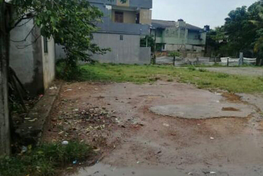 Land-for-sale-in-wennappuwa-10308-02