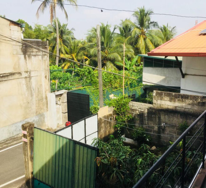 2-Storied-House-for-Sale-in-Thalawathugoda-10329-01