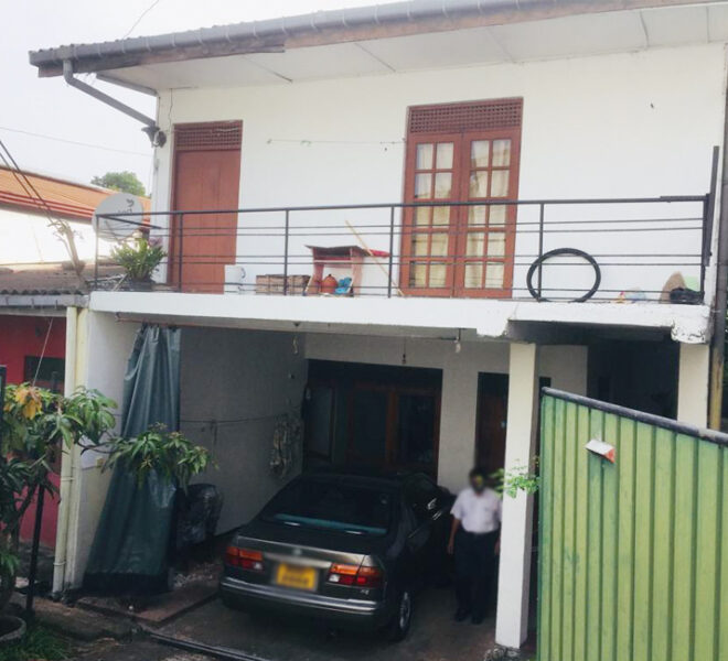 2-Storied-House-for-Sale-in-Thalawathugoda-10329-02