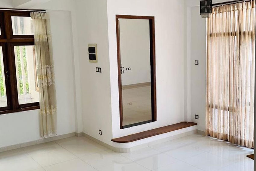 House-for-sale-Dehiwala-10528-02