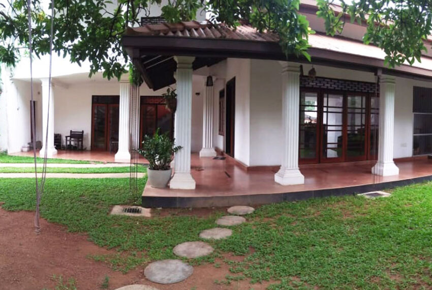 Luxury-Two-Story-House-for-Sale-in-Battaramulla-10525-5