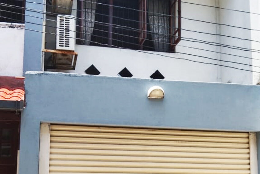 Two-Story-House-for-Sale-in-Dehiwala-10609-02