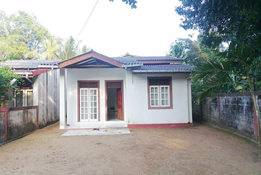 House-for-Sale-in-Ja-Ela-10644-04