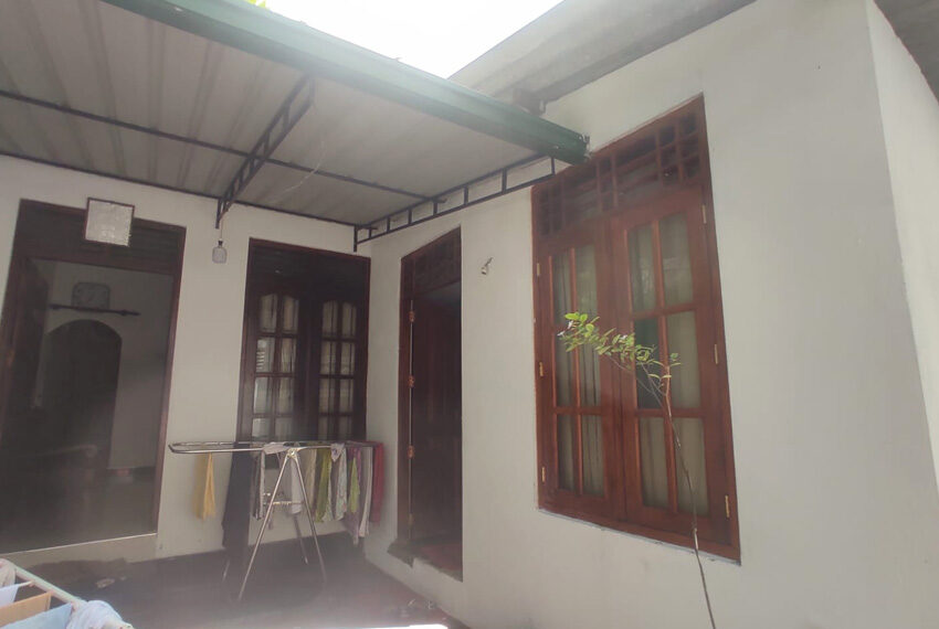 House-for-sale-Kotikawatta-10653-03