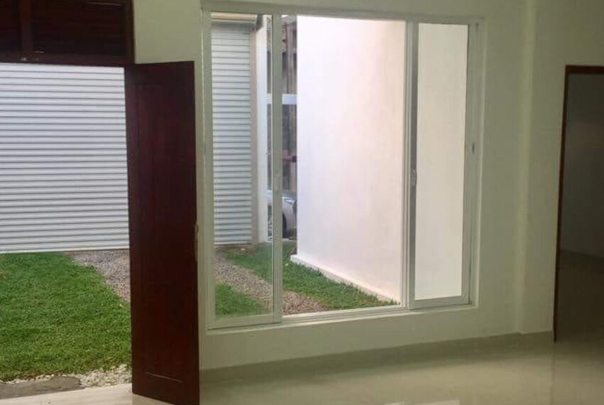 House-for-sale-in-Dehiwela-10650-04