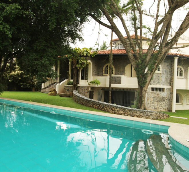 Luxury-House-for-Sale-in-Pelawatta-10646-03