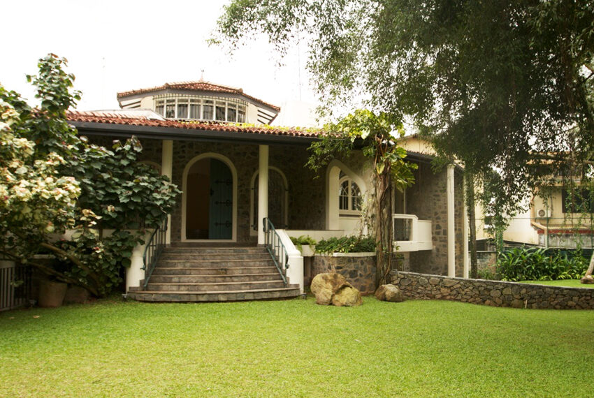 Luxury-House-for-Sale-in-Pelawatta-10646-06