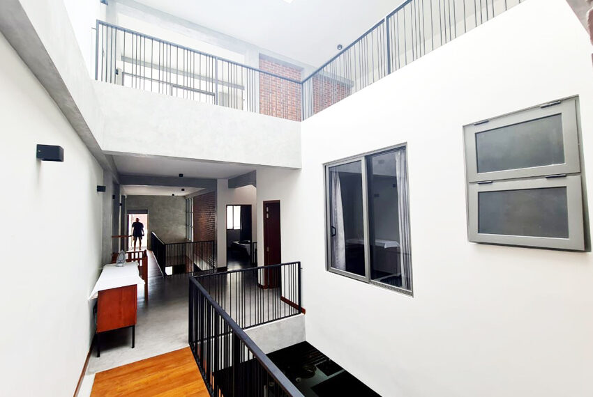 Three-Story-Luxury-House-for-Sale-in-Nawala-10650-05
