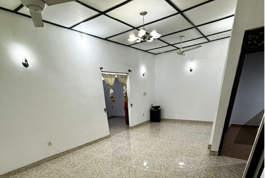 Two-Story-House-for-Sale-in-Kolonnawa-10638-01