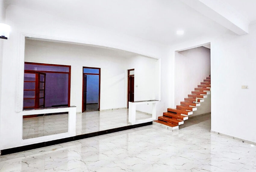 House-for-Sale-in-Colombo-09-10670-04