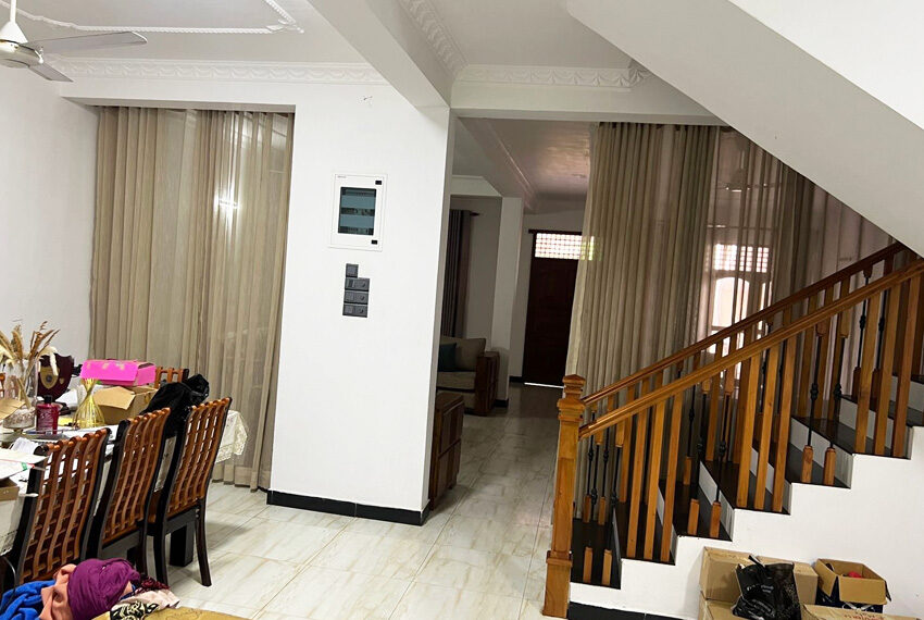 House-for-sale-in-Colombo-04-10669-03