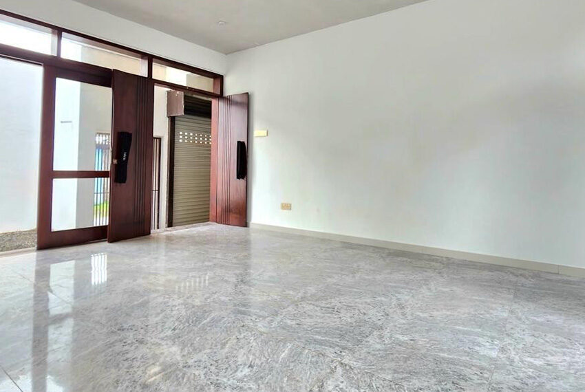 House-for-sale-in-Kaduwela-10667-05