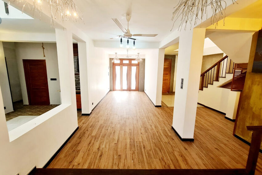 Two-Story-House-for-Sale-in-Pannipitiya-10668-03