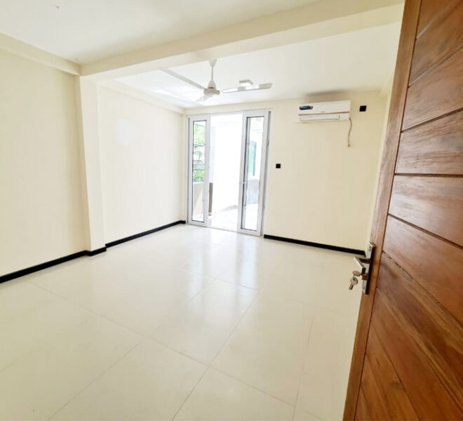 Two-Story-House-for-Sale-in-Pannipitiya-10668-06