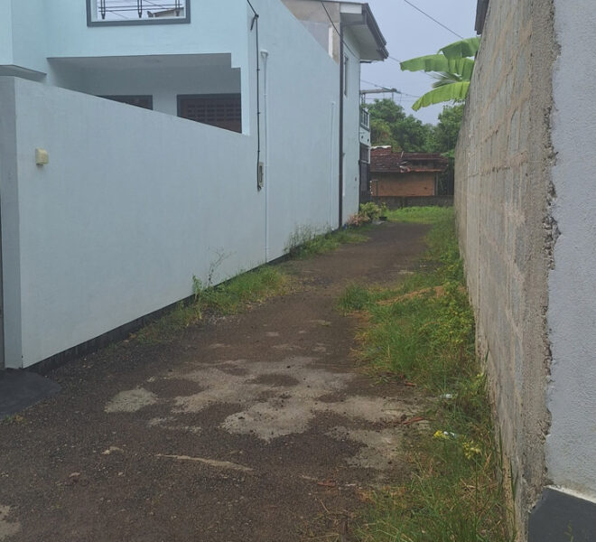 Land-for-sale-in-Wellawathe-10695--02