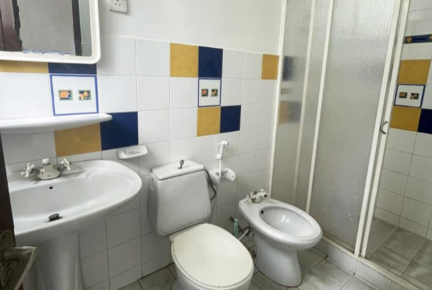 Two-Story-House-for-Sale-in-Colombo-05-10701-05