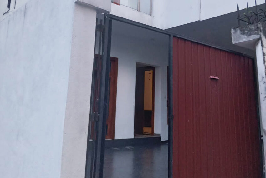 Two-Story-House-for-Sale-in-Dehiwela-10696-06