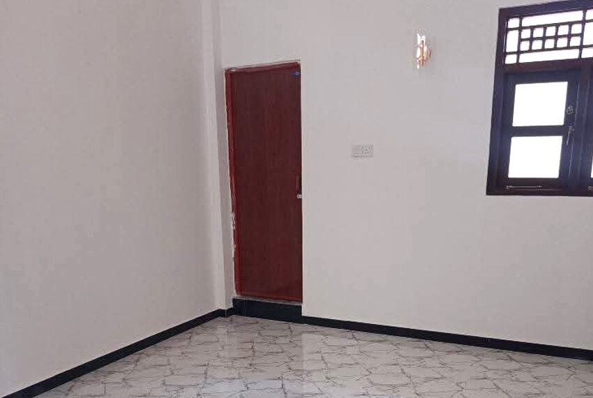 Brand-New-House-for-Sale-in-Gothatuwa-10711-03