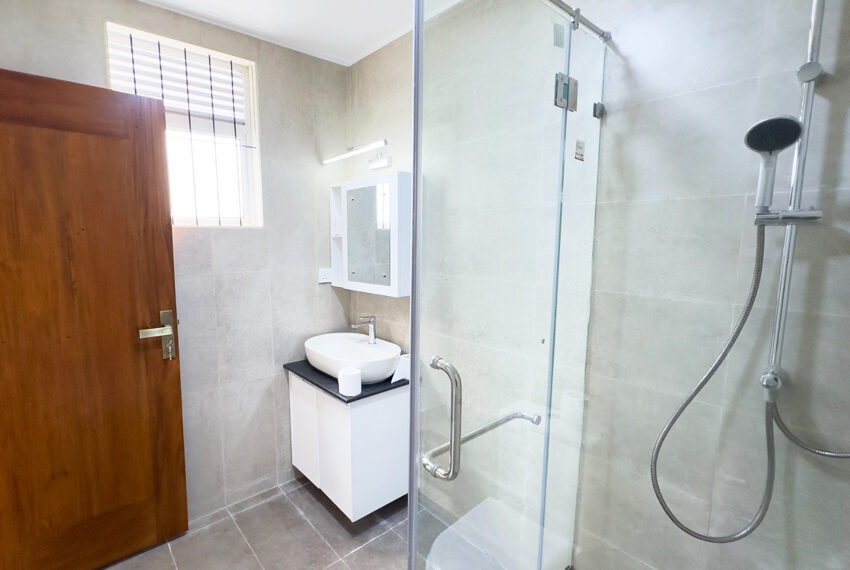 Fully-Furnished-Two-Story-House-for-Rent-in-Thalawathugoda-10720-01