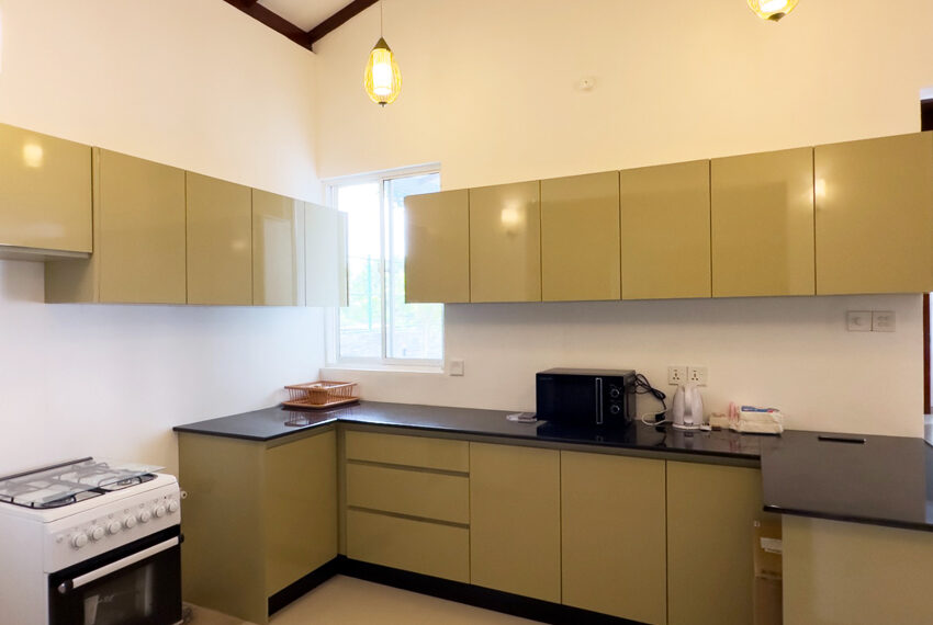 Fully-Furnished-Two-Story-House-for-Rent-in-Thalawathugoda-10720-04