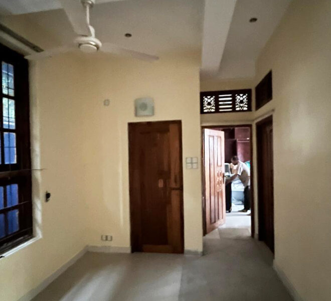 Three-Story-House-for-Sale-in-Kalubowila-10727-04