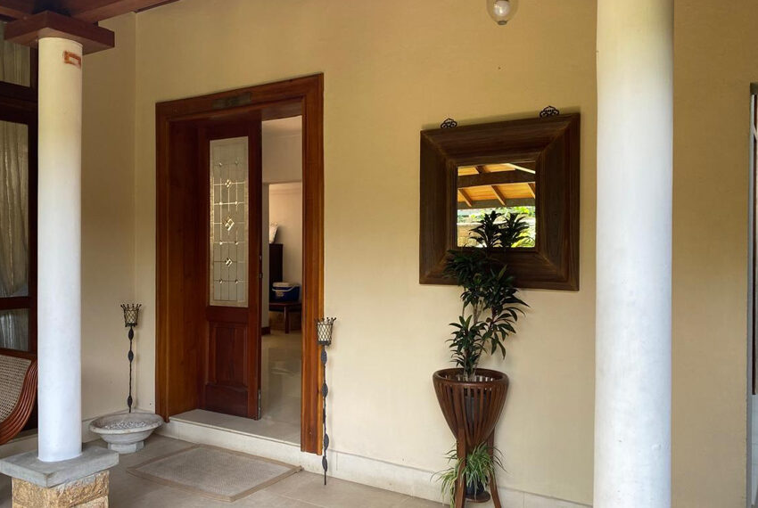 Two-story-Luxury-House-in-Kohuwala-03-10724
