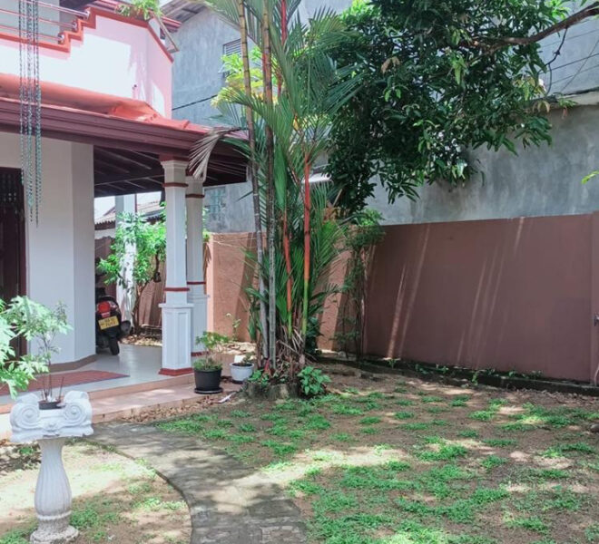 House-for-sale-in-Hunupitiya-10761-01