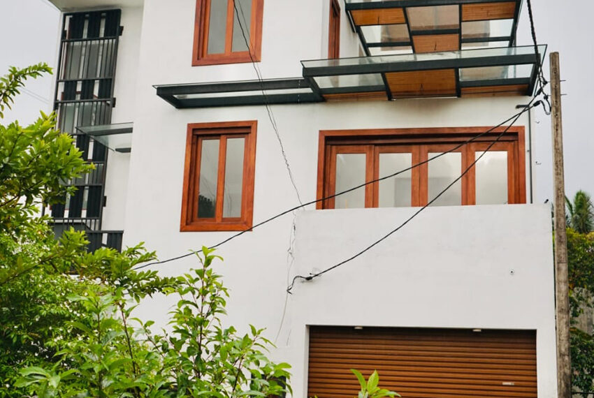 House-for-sale-in-Kotikawattha-10759-01