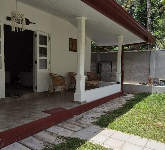 House-for-sale-in-Veyangoda--01-10738
