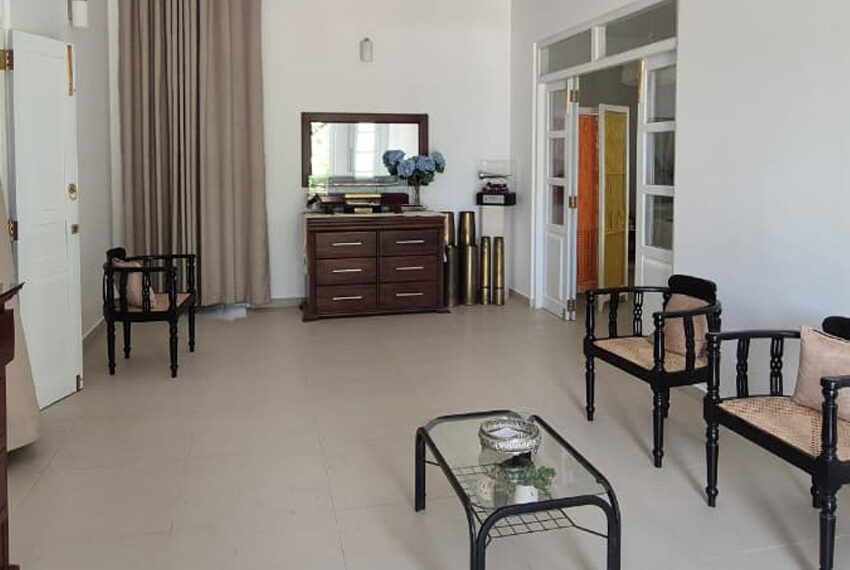 House-for-sale-in-Veyangoda-04-10738