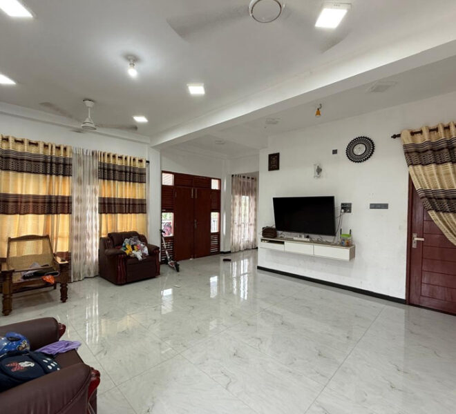 House-for-sale-in-Wellampitiya-04-10753