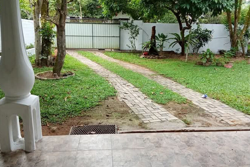 House-for-sale-in-Biyagama-10781-02