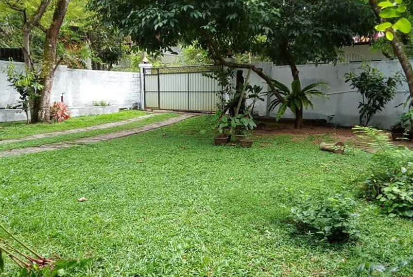 House-for-sale-in-Biyagama-10781-03