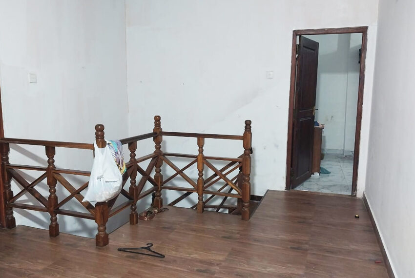 Two-Story-House-for-Sale-in-Kolonnawa-10779-01