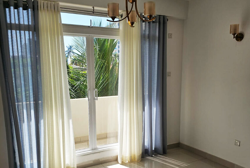 Fully-Furnished-Apartment-for-Rent-in-Colombo-04-10790-04