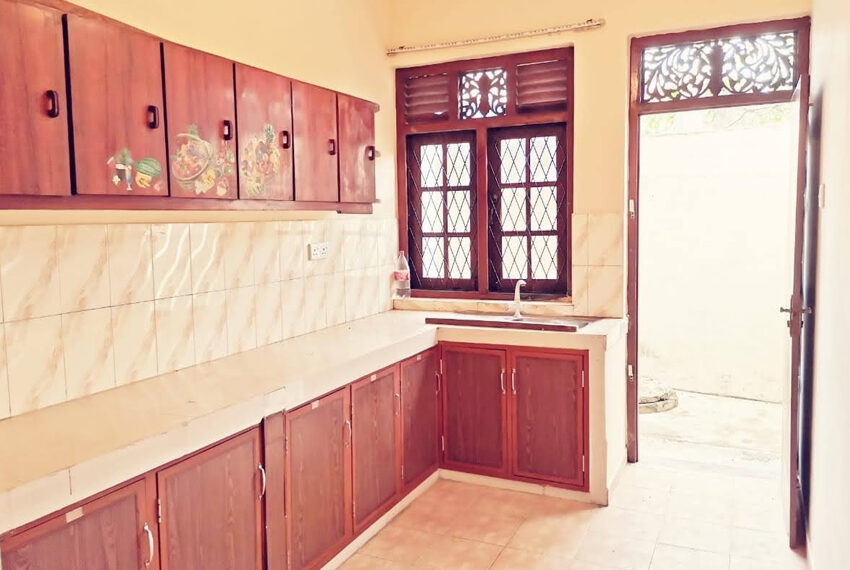 House-for-Rent-in-Mount-lavania-10803-04