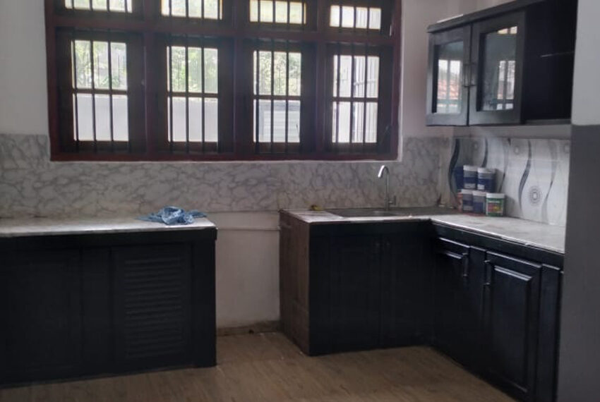 House-for-sale-in-Kolonnawa-10800-04