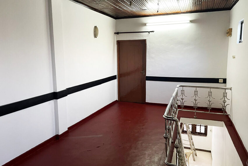 Two-Story-House-for-Sale-in-Colombo-09-10801-01