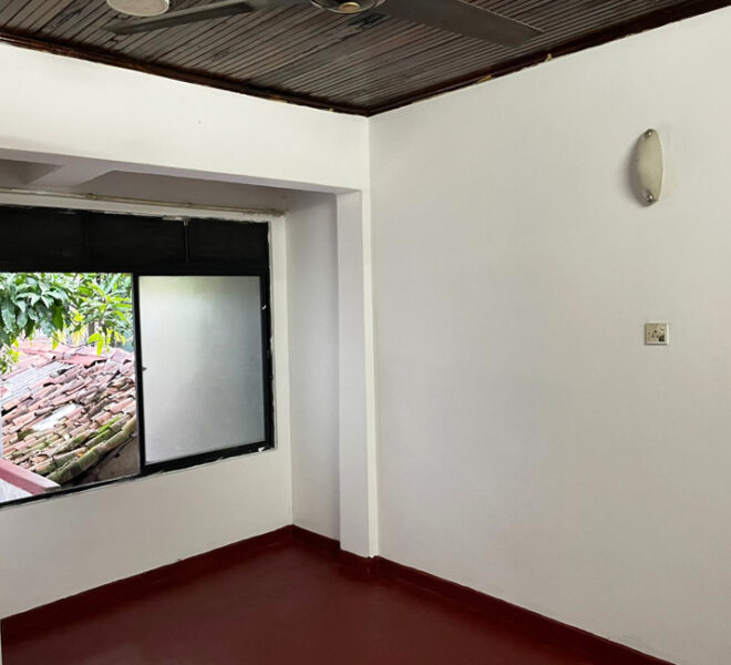 Two-Story-House-for-Sale-in-Colombo-09-10801-02