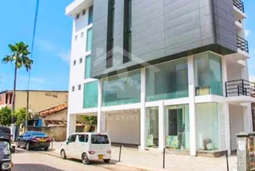 Commercial-Building-for-Rent-in-Ja-Ela-10830-01